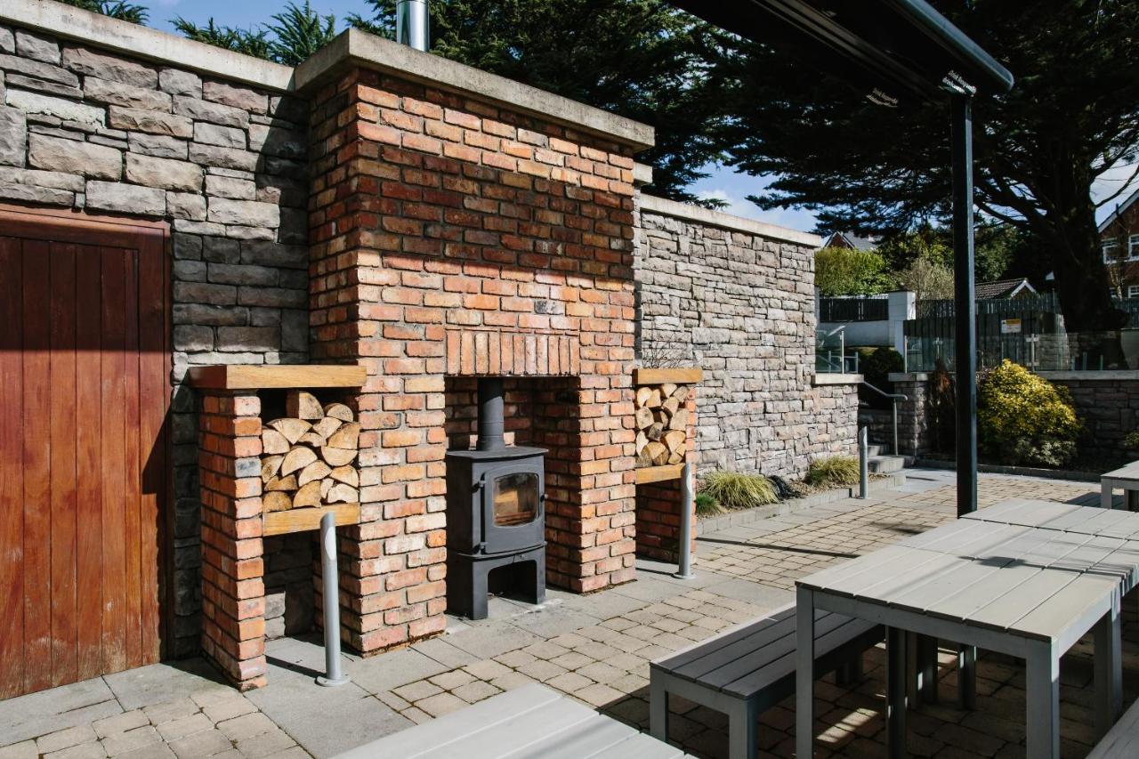 Ivanhoe Inn And Hotel ベルファスト エクステリア 写真