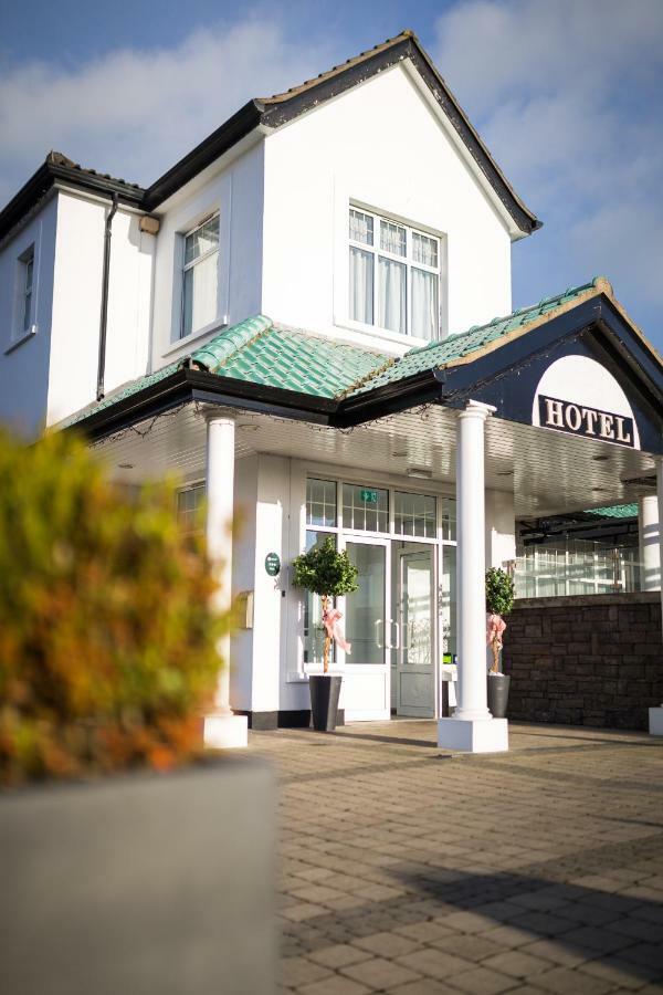 Ivanhoe Inn And Hotel ベルファスト エクステリア 写真